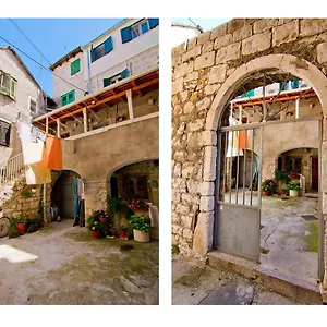 Luxury Old Town Apartment Split